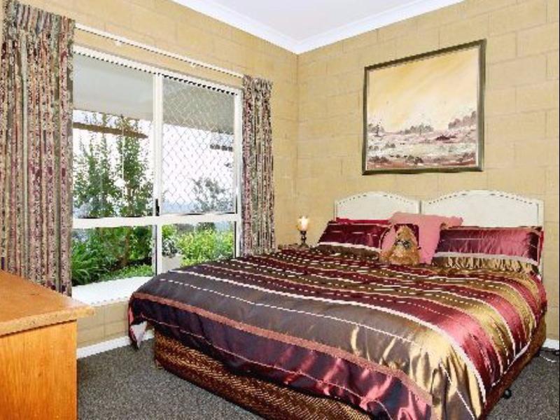 วัลลาบายริดจ์รีทรีท Bed & Breakfast ภูเขาแทมโบรีน ภายนอก รูปภาพ